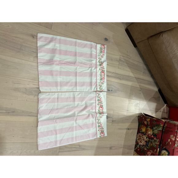 Vintage Laura Ashley Country Roses Standard Pillow Cases Pink White Floral - Picture 2 of 7